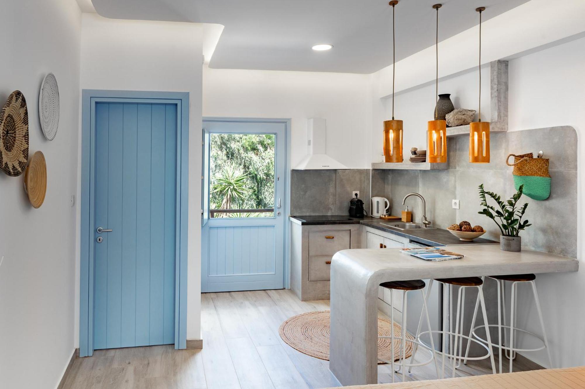 Light Blue Window Kamari Apartment Екстериор снимка