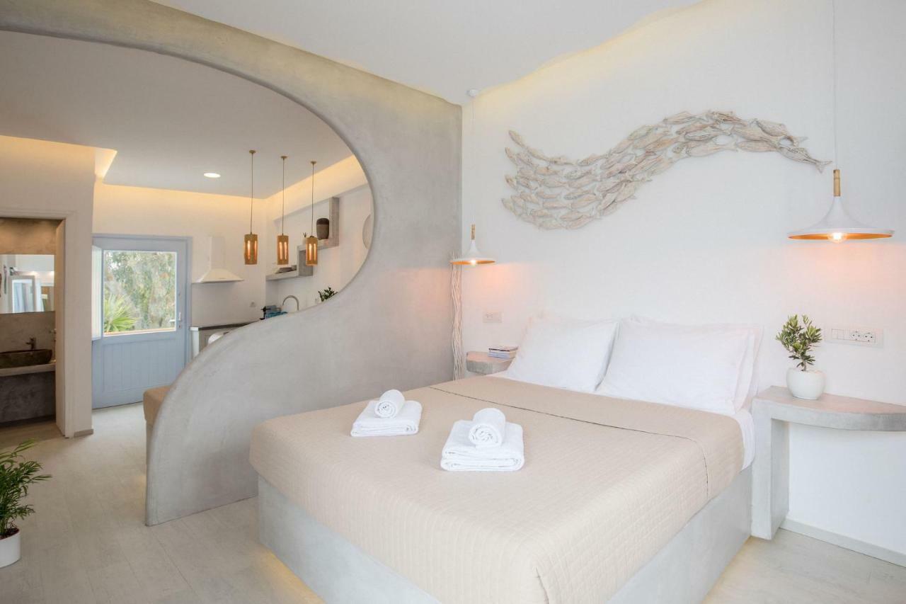 Light Blue Window Kamari Apartment Екстериор снимка
